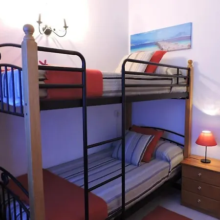 Casa Leyna Holiday home *